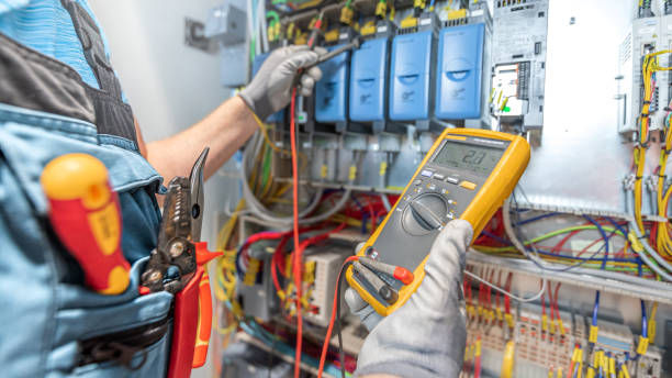 Best 24-Hour Electrician  in Sterling Heights, MI